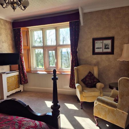 St David'S Guesthouse Haverfordwest Bagian luar foto