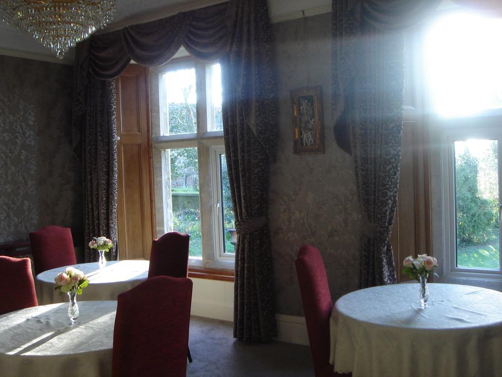 St David'S Guesthouse Haverfordwest Bagian luar foto