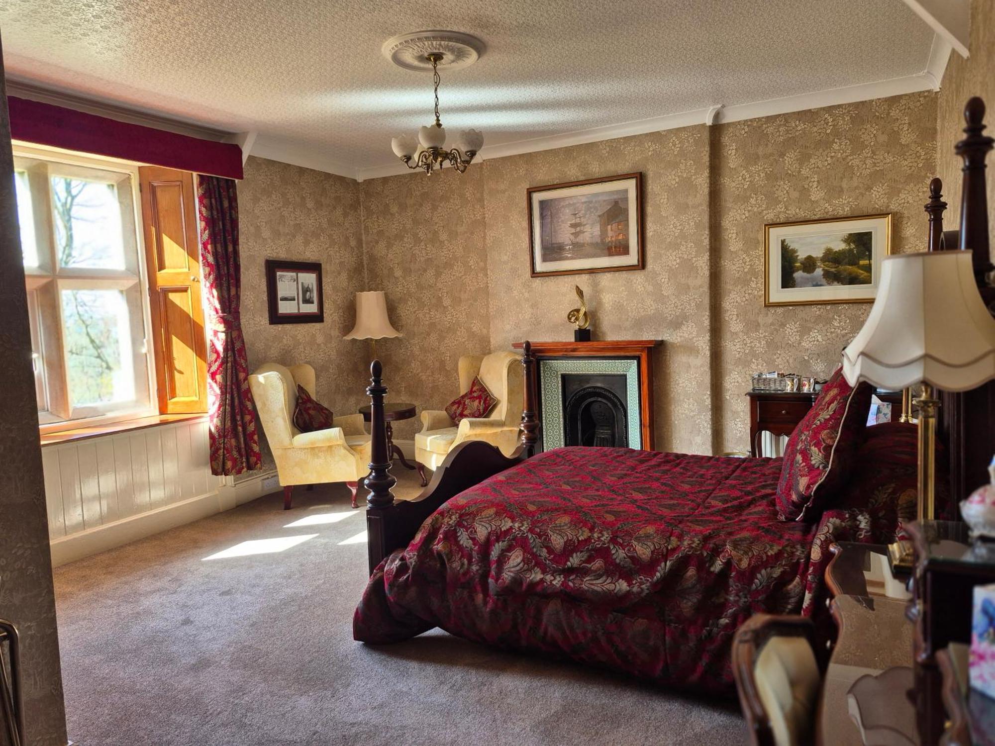 St David'S Guesthouse Haverfordwest Bagian luar foto