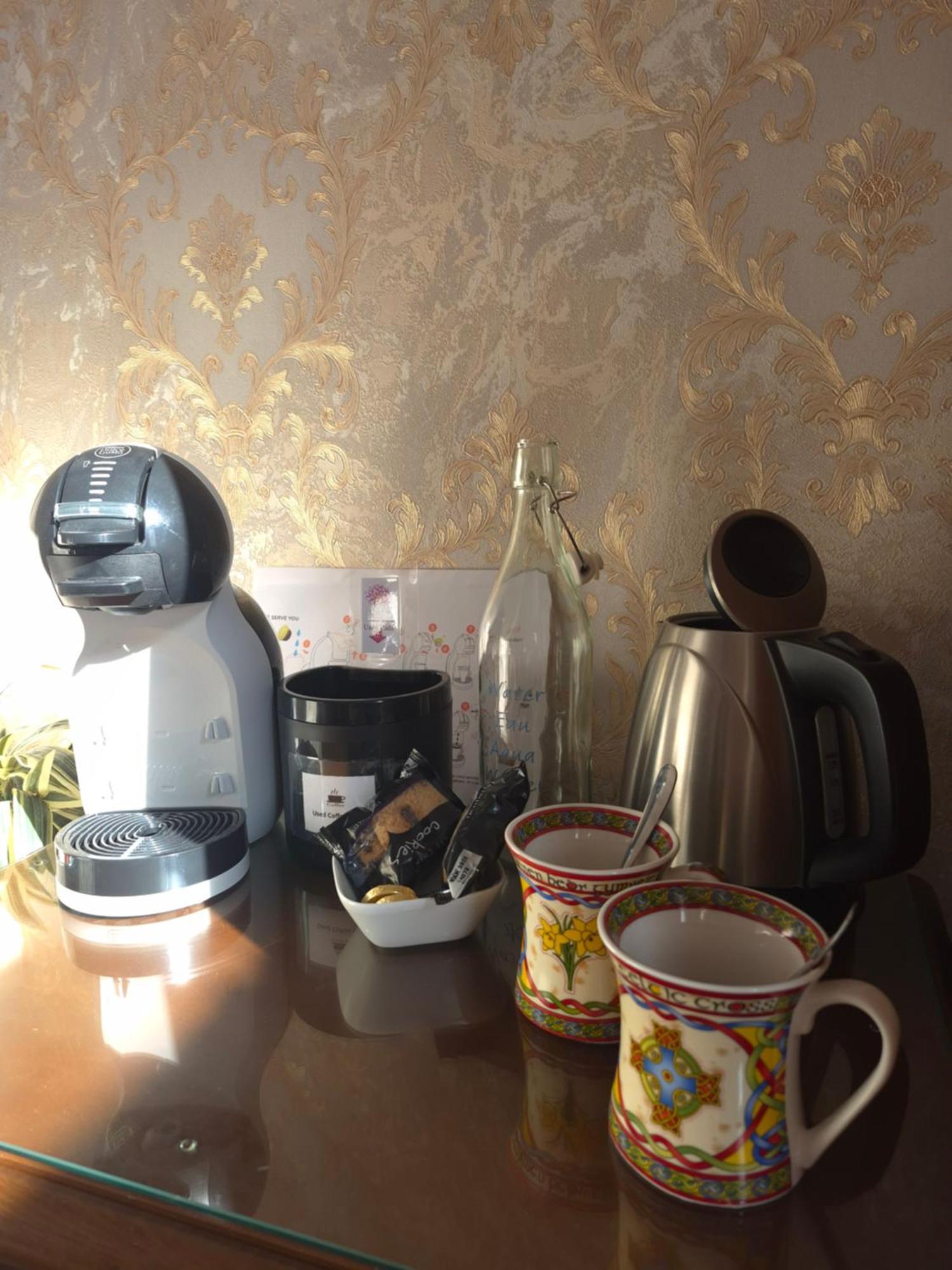 St David'S Guesthouse Haverfordwest Bagian luar foto