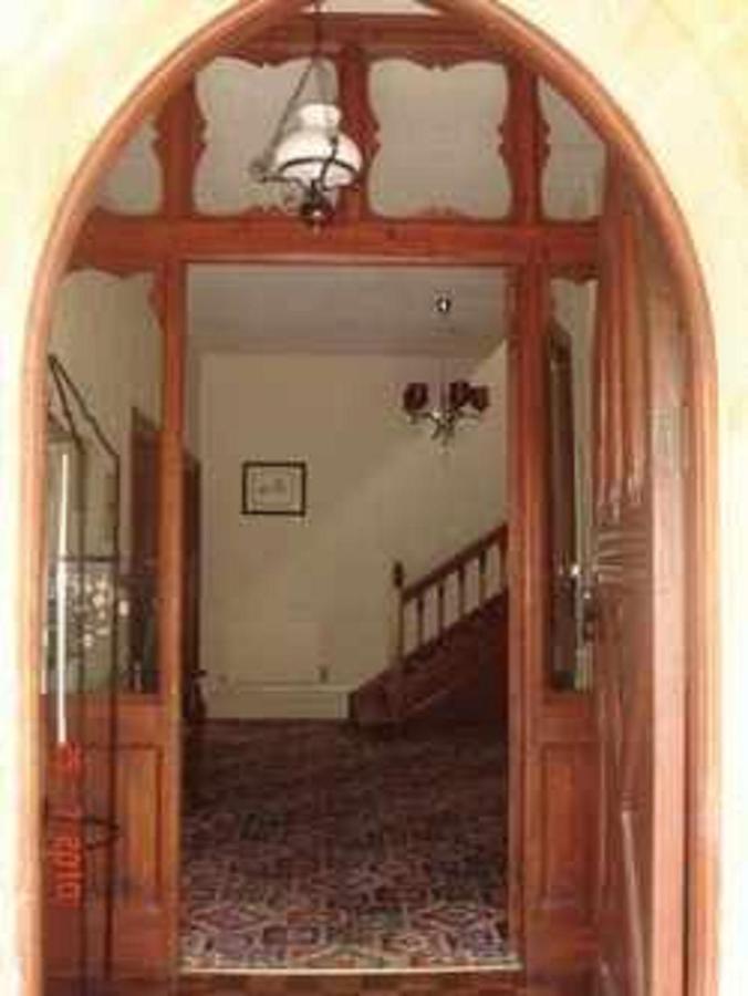 St David'S Guesthouse Haverfordwest Bagian luar foto